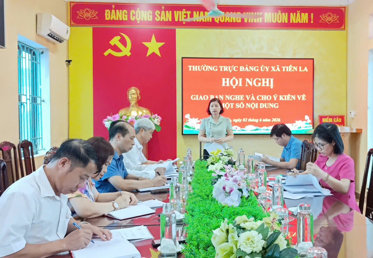 Thường trực Đảng ủy xã Tiên La tổ chức họp giao ban nghe và cho ý kiến về việc thống nhất phương án sắp xếp, tổ chức lại thôn trên địa bàn xã và 1 số nhiệm vụ trọng tâm trong thời gian tới.