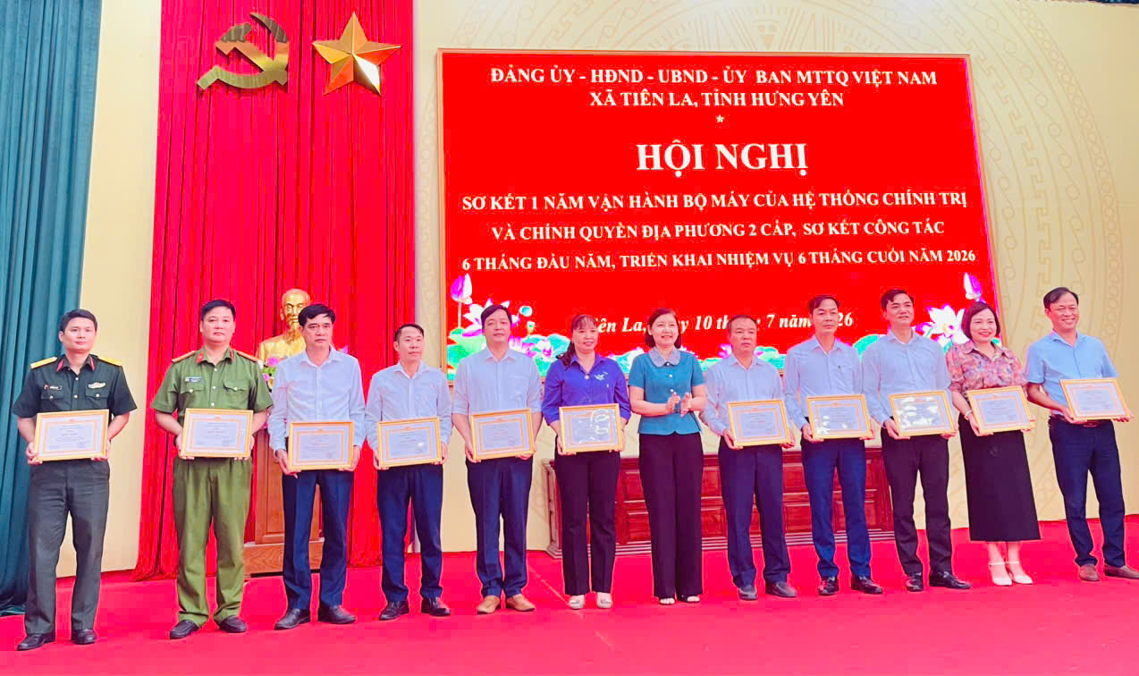 Hội nghị sơ kết 01 năm vận hành bộ máy của hệ thống chính trị và chính quyền địa phương 2 cấp; sơ kết công tác 6 tháng đầu năm, triển khai nhiệm vụ 6 tháng cuối năm 2026