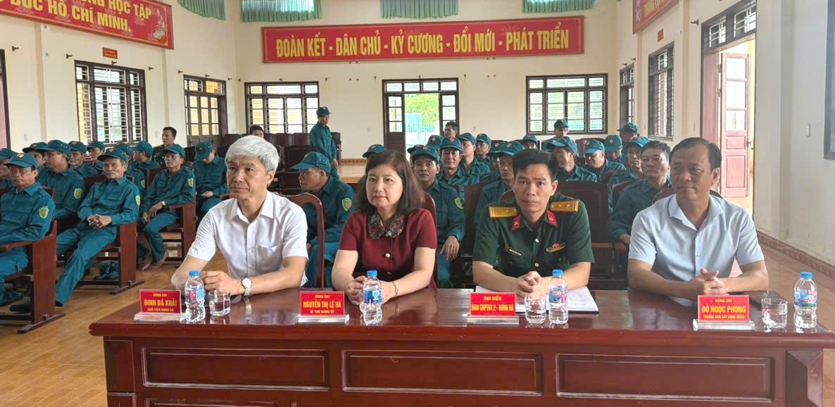 Xã Tiên La khai mạc huấn luyện dân quân cơ động năm 2026