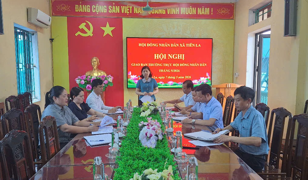 Thường trực HĐND xã Tiên La tổ chức hội nghị giao ban tháng 4, triển khai nhiệm vụ trọng tâm tháng 5 năm 2026