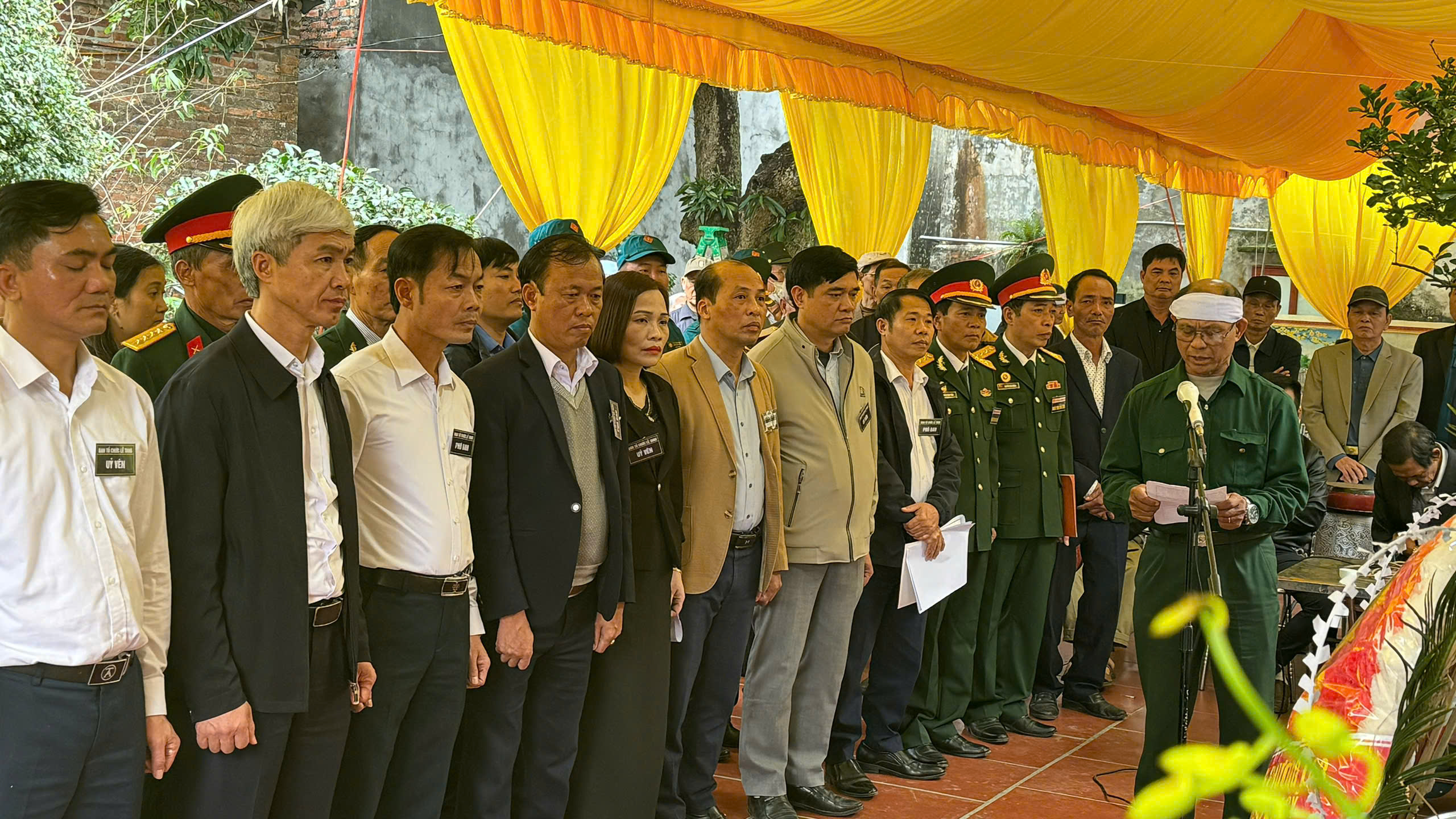Đảng ủy - HĐND - UBND - Ủy ban MTTQ xã Tiên La tổ chức Lễ đón nhận, truy điệu và an táng hài cốt liệt sĩ  Đinh Văn Toản