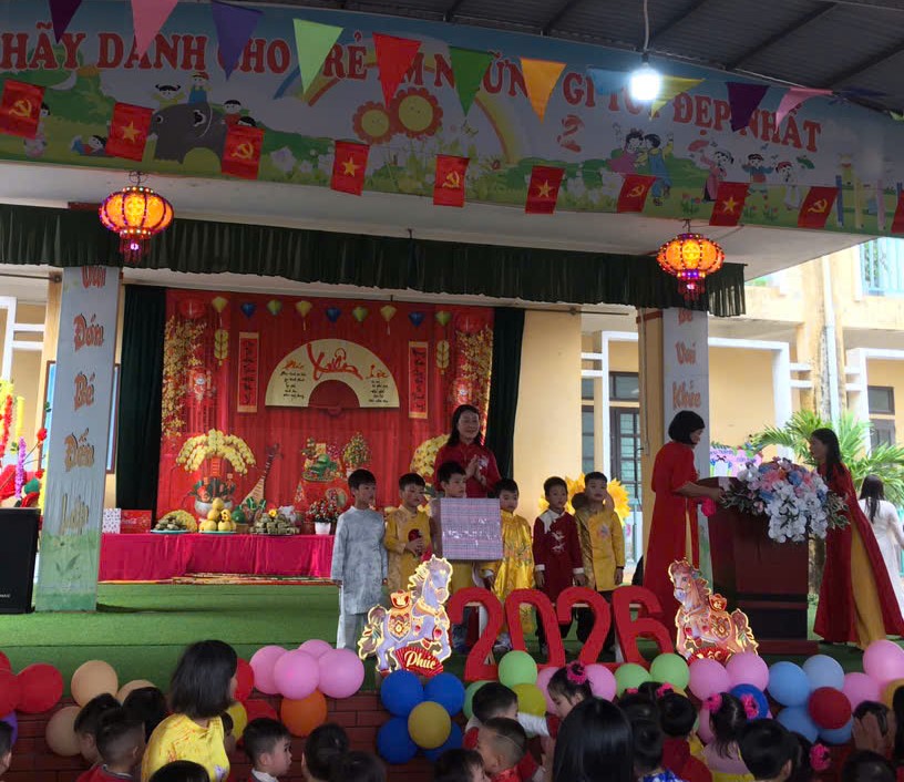 Trường mầm non Vũ Thị Thục tổ chức chương trình Bé vui đón Tết Bính Ngọ 2026