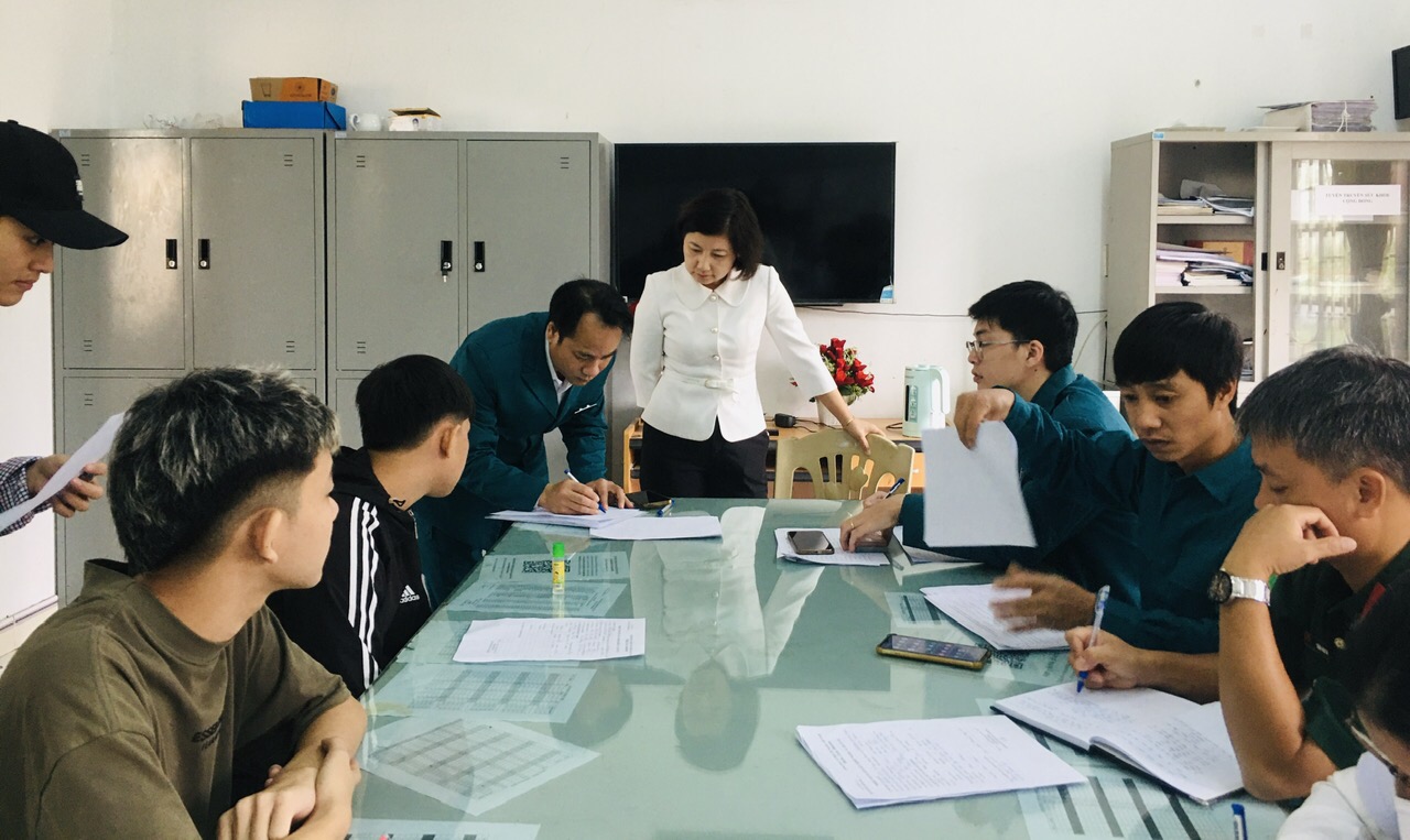 Ngày đầu thực hiện sơ khám tuyển sức khỏe nghĩa vụ quân sự năm 2026