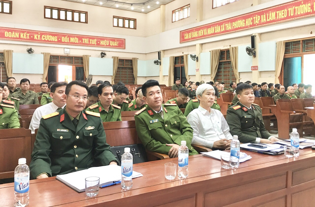 Công an xã Tiên La tổ chức hội nghị quán triệt, triển khai phương án phân công lực lượng đảm bảo an ninh trật tự các khu vực bỏ phiếu bầu cử Quốc hội khoad XVI và bầu cử đại biểu HĐND các cấp nhiệm kỳ 2026-2031